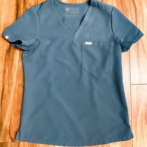 FIGS Catarina Women’s Scrub Top - XS
